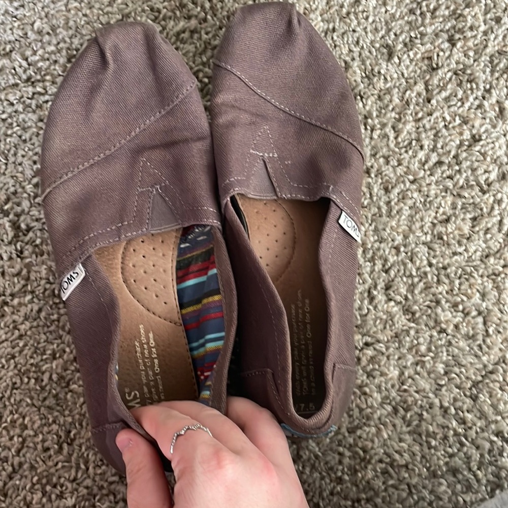toms shoes
